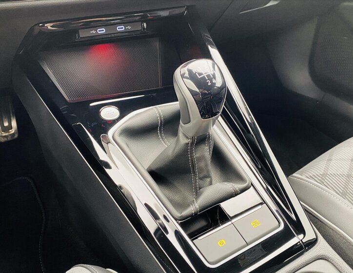 Volkswagen Golf Kombi 1,5 l 110 kw