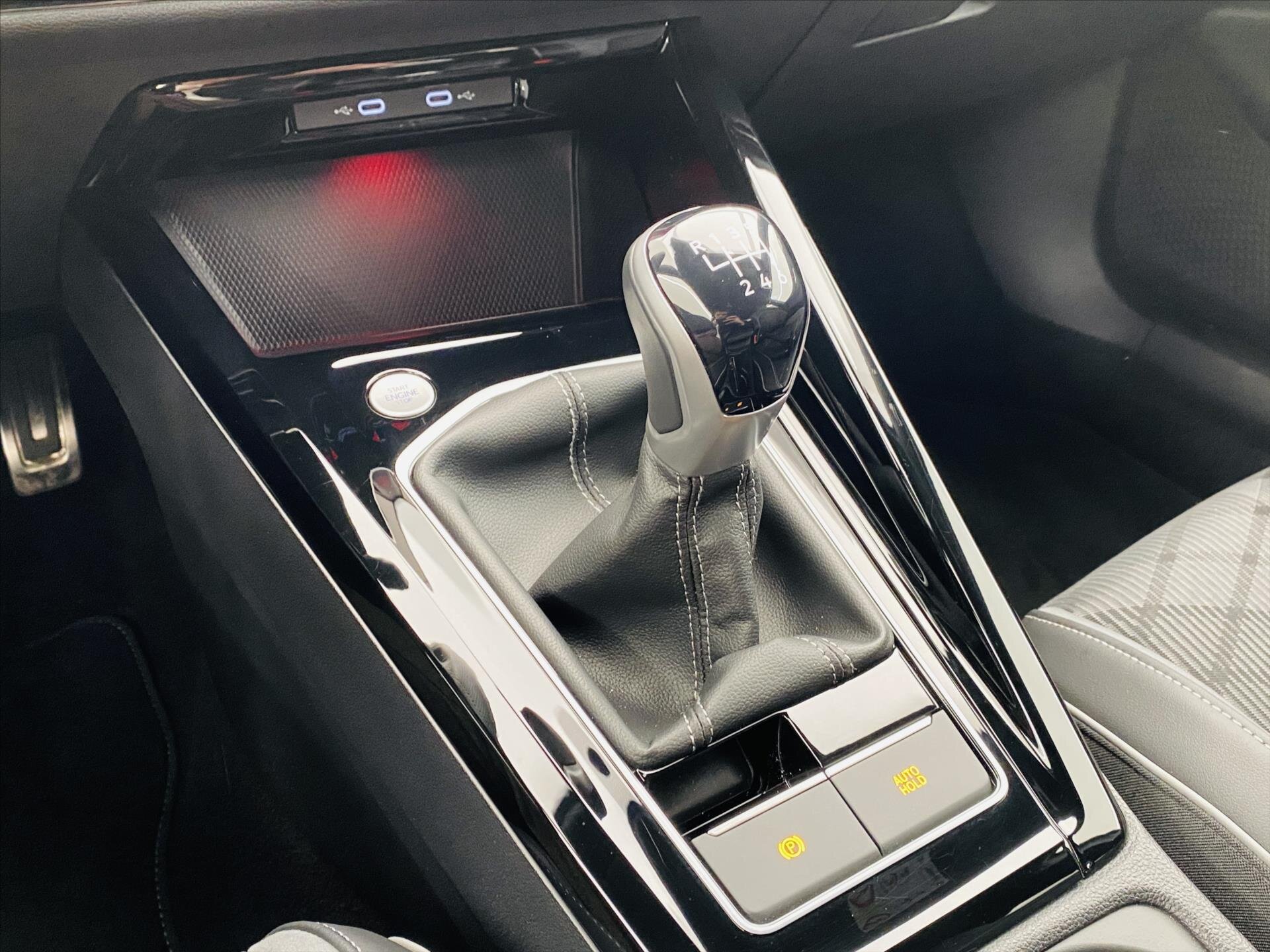 Volkswagen Golf Kombi 1,5 l 110 kw