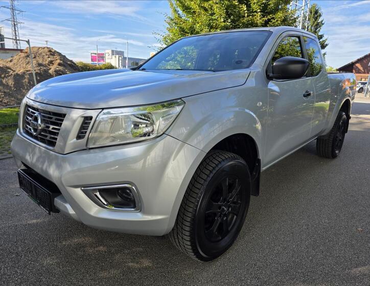 Nissan Navara 1