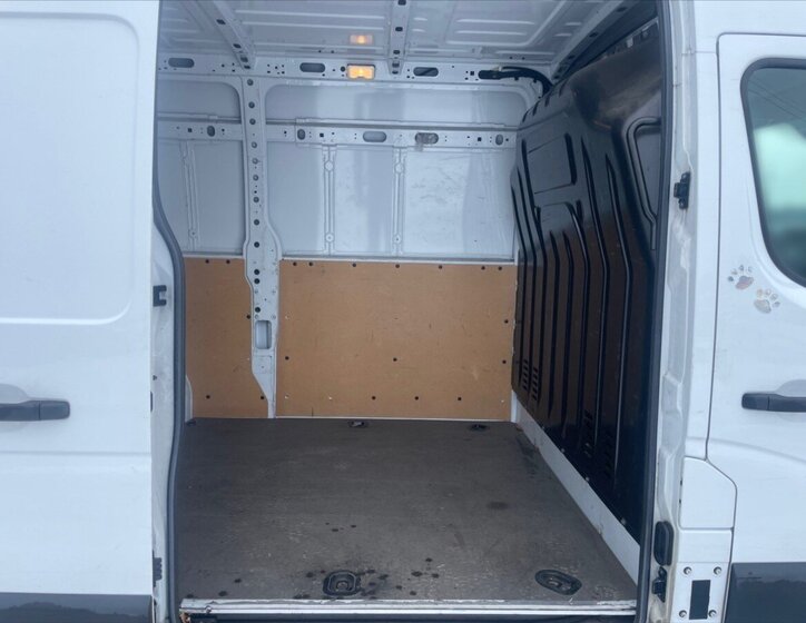 Opel Movano Skříň 2,3 l 100 kw