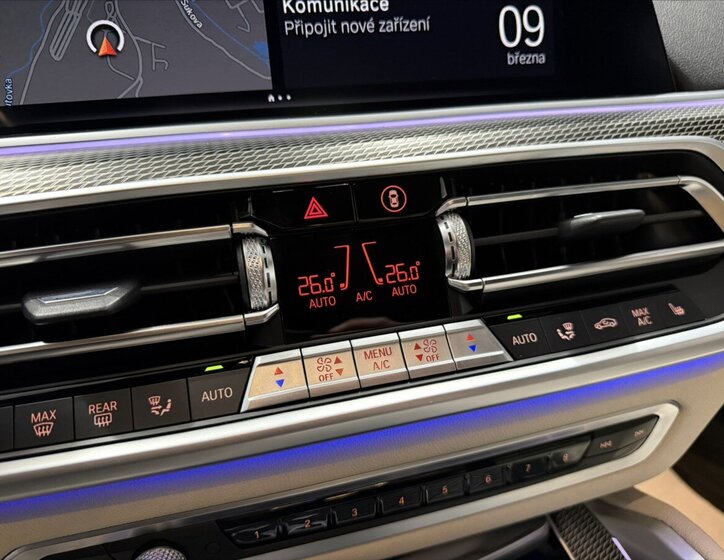 BMW X6 Sedan / Limuzína 3,0 l 250 kw