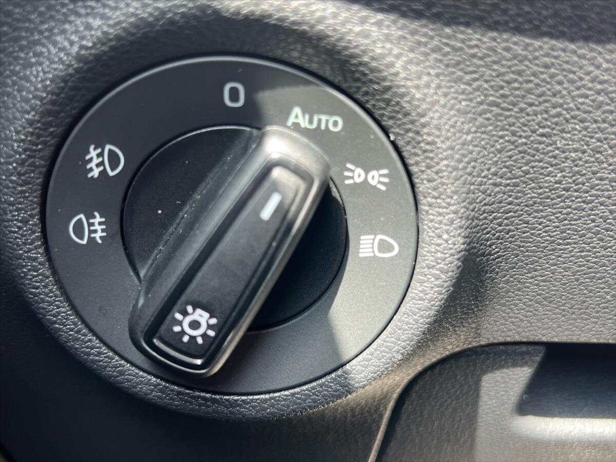 Škoda Karoq SUV / Terénní 1,5 l 110 kw