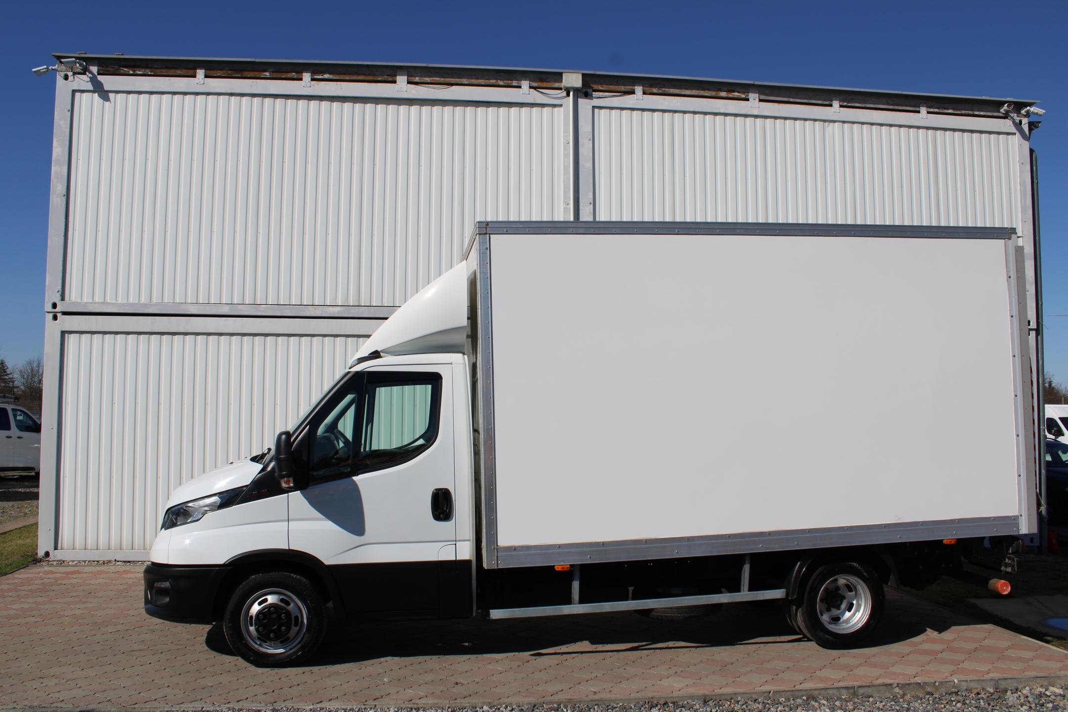 Iveco Daily Skříň 3,0 l 118 kw