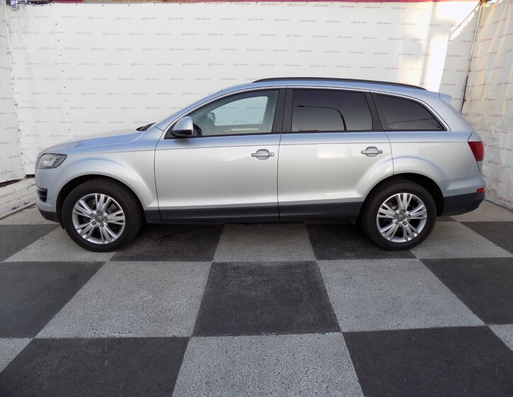 Audi Q7 2