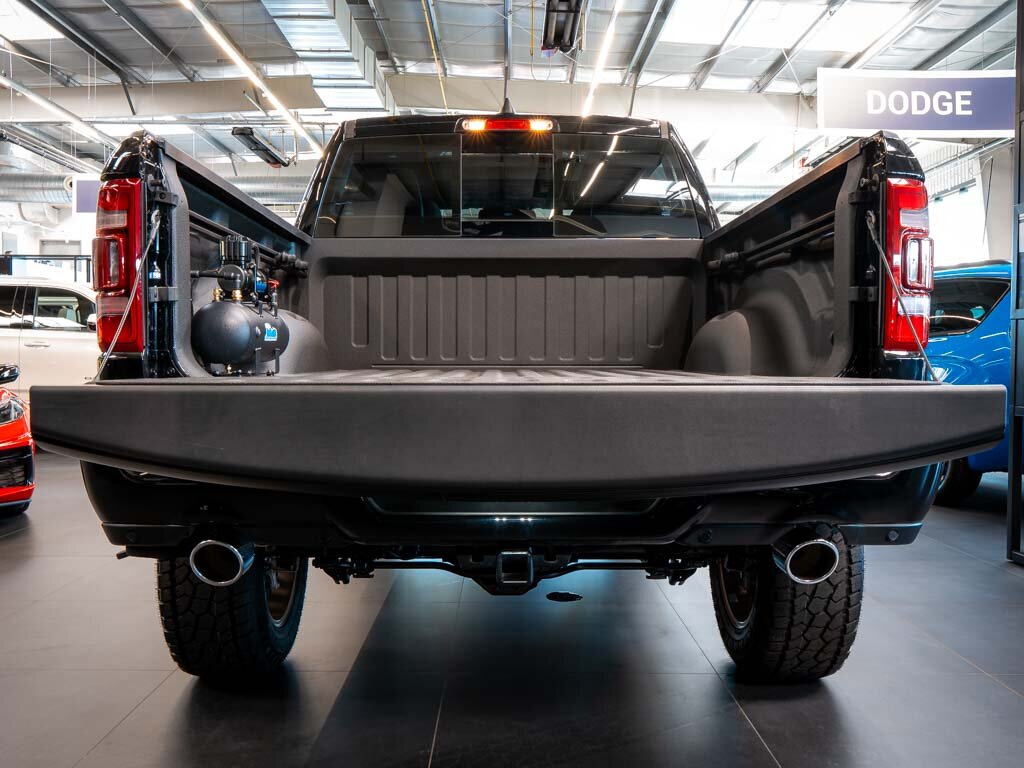 Dodge RAM Pick-up 5,7 l 291 kw