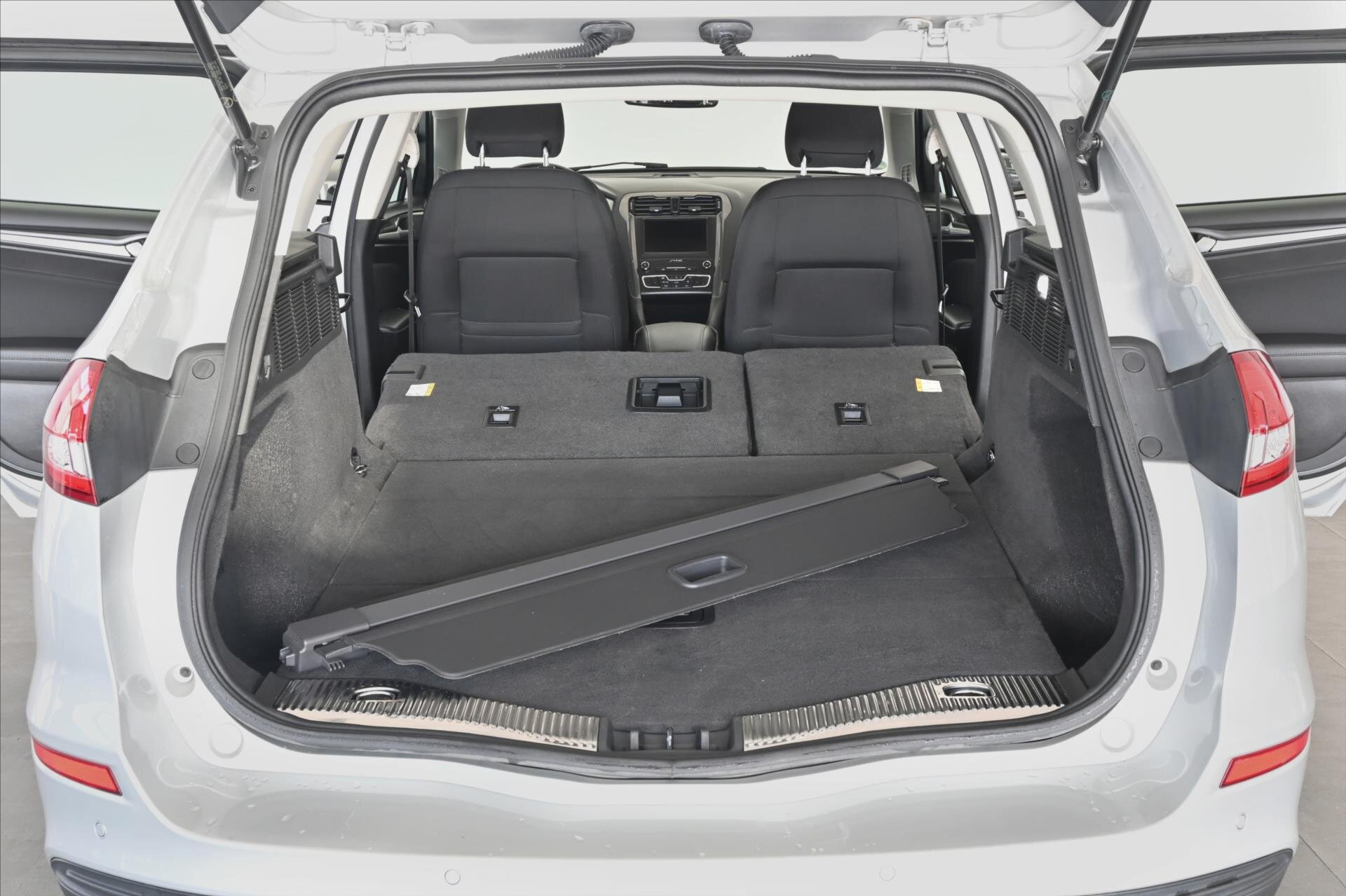 Ford Mondeo Kombi 2,0 l 110 kw