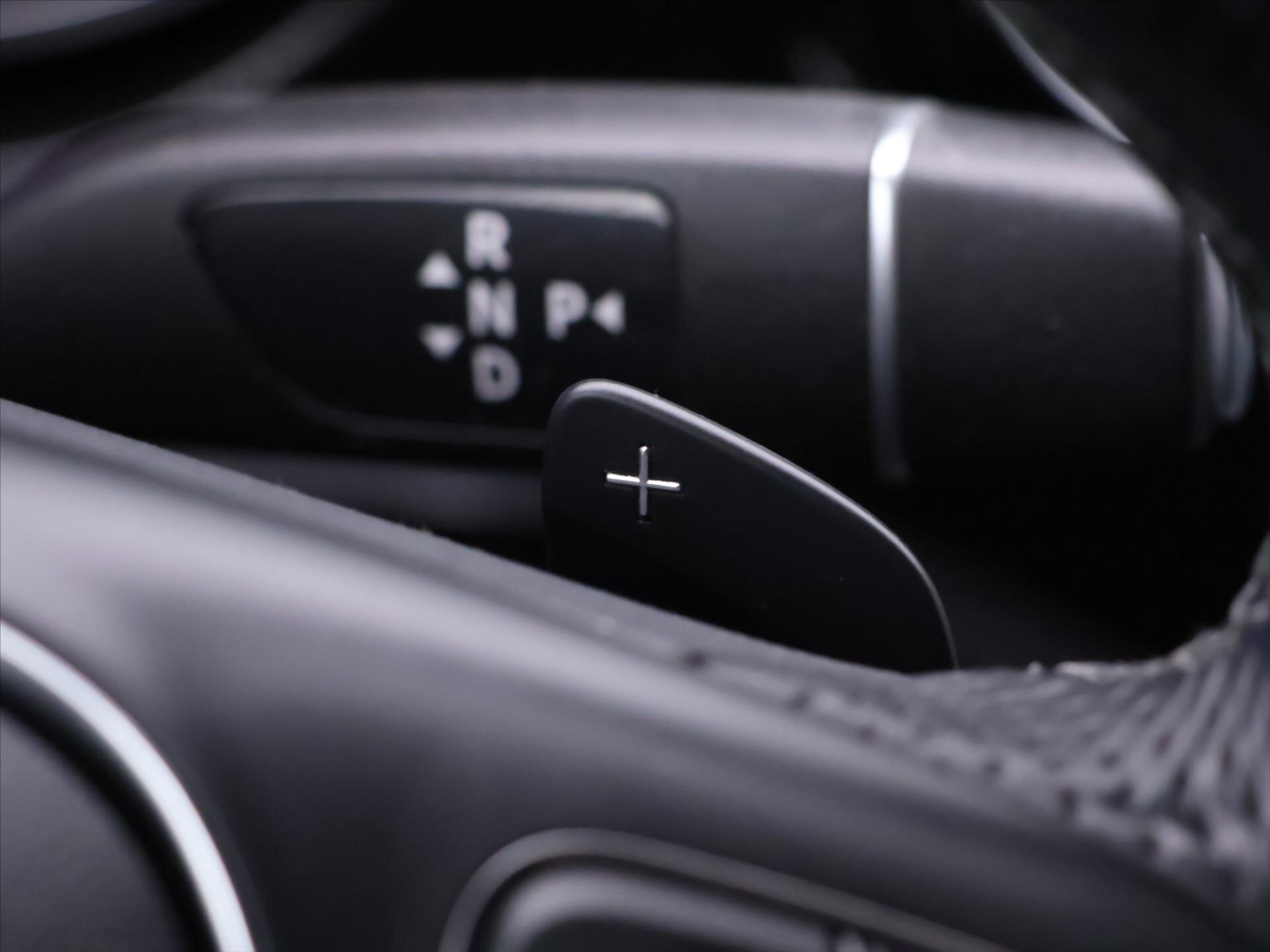 Mercedes-Benz Třídy V Kombi 2,0 l 140 kw