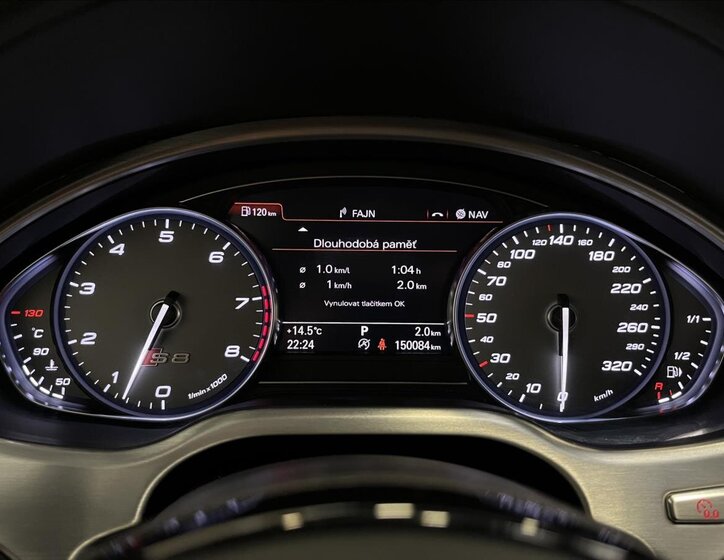 Audi S8 Sedan / Limuzína 4,0 l 445 kw