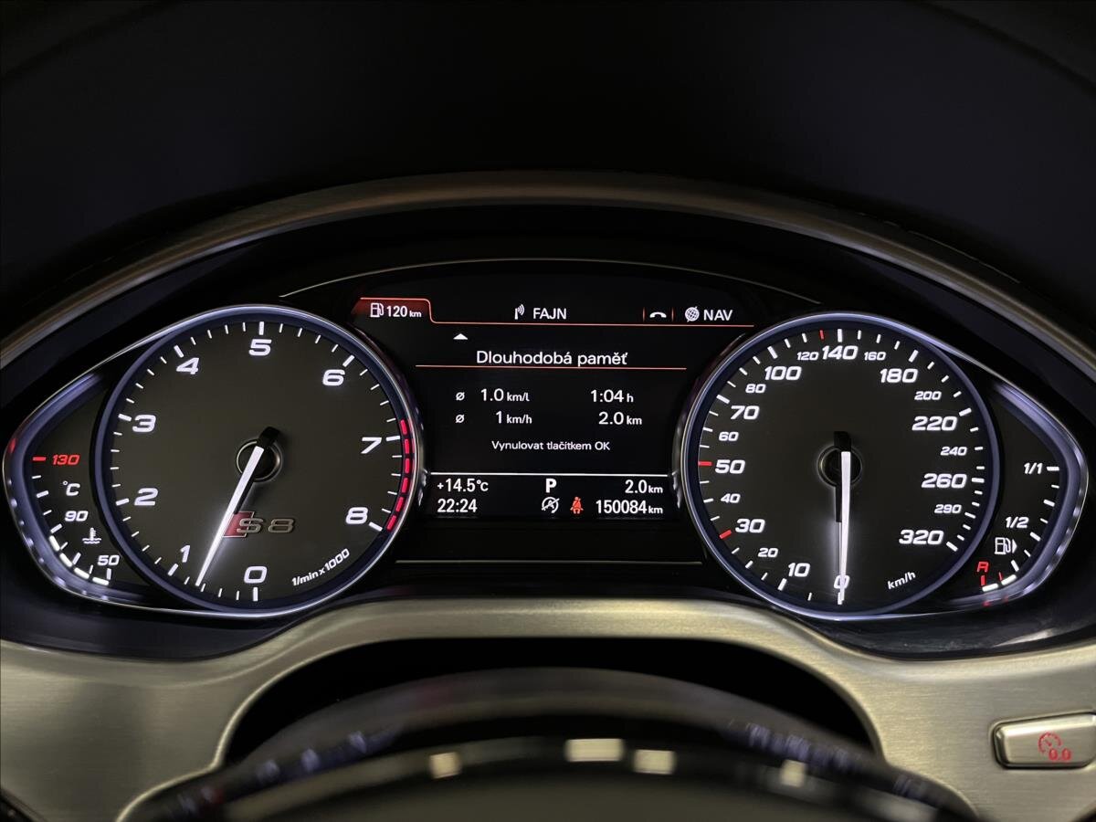 Audi S8 Sedan / Limuzína 4,0 l 445 kw