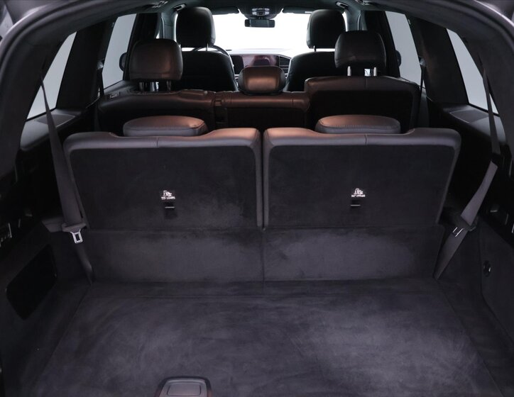 Mercedes-Benz GLS 10