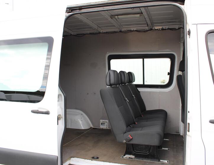 Mercedes-Benz Sprinter 8