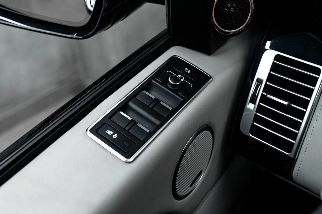 Land Rover Range Rover SUV / Terénní 5,0 l 405 kw