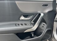 Mercedes-Benz CLA Sedan / Limuzína 1,3 l 118 kw