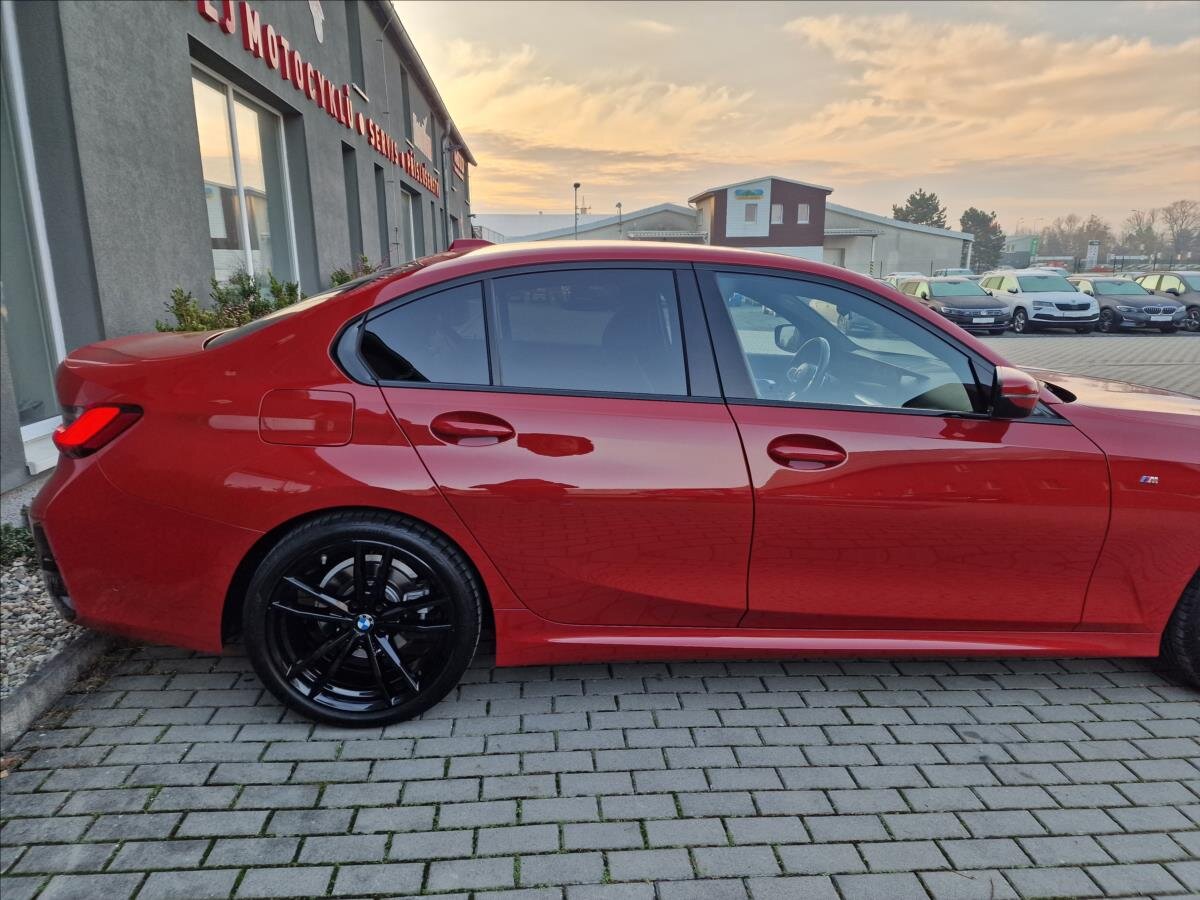 BMW Řada 3 Sedan / Limuzína 2,0 l 140 kw