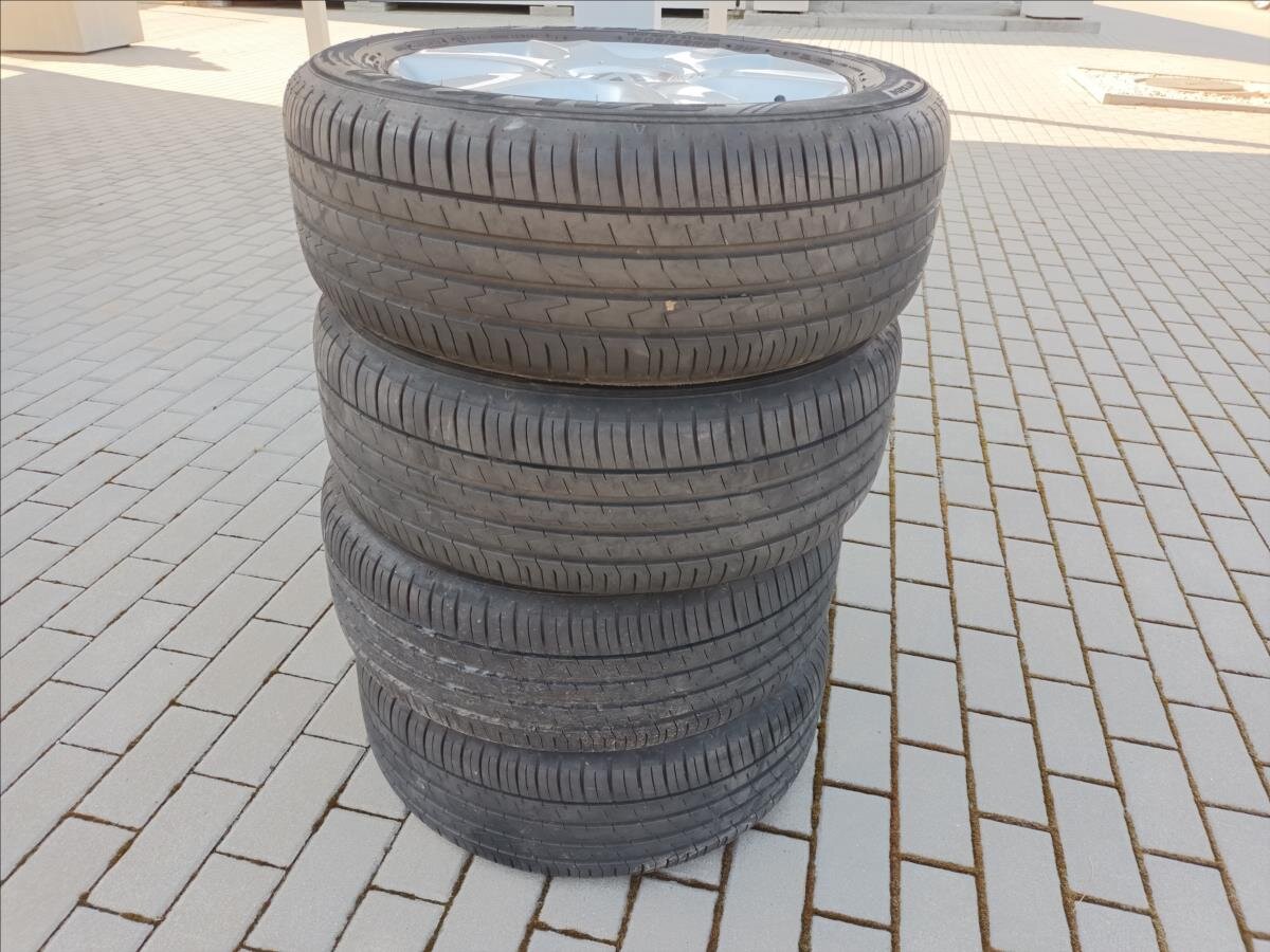 Volkswagen Golf Hatchback 1,4 l 59 kw