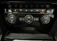 Volkswagen Passat 24