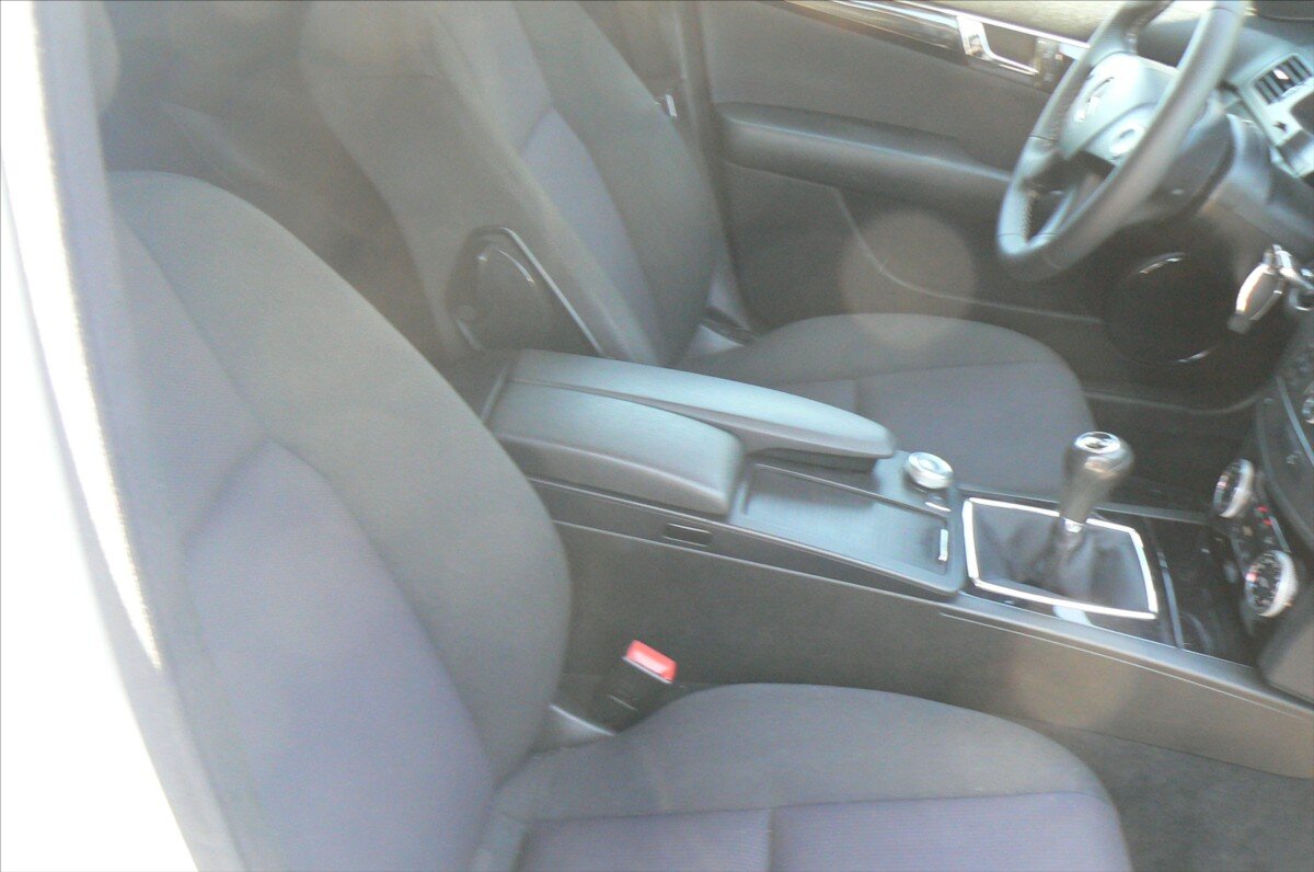 Mercedes-Benz Třídy C Kombi 2,1 l 125 kw