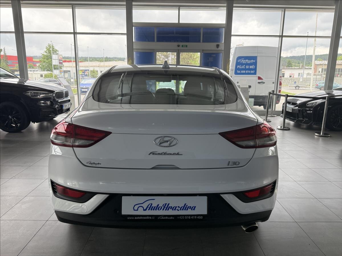 Hyundai i30 Hatchback 998,0 88 kw