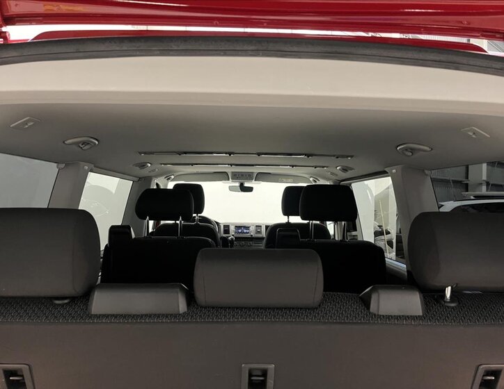 Volkswagen Multivan MPV 2,0 l 110 kw