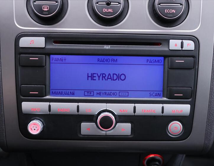 Volkswagen Touran 13