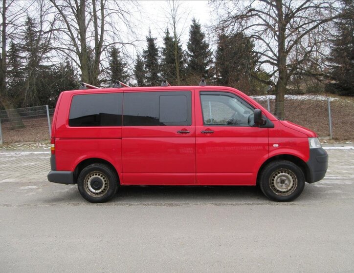 Volkswagen Transporter Ostatní 2,5 l 96 kw