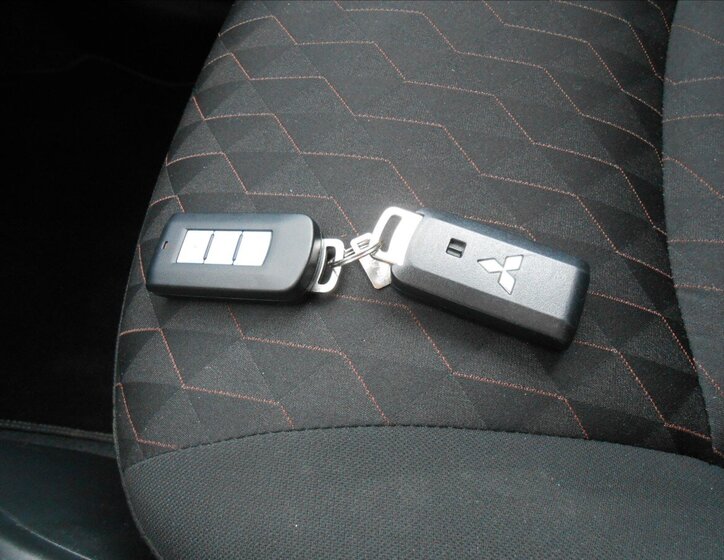 Mitsubishi Space Hatchback 1,2 l 59 kw