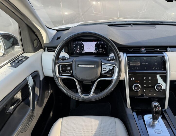 Land Rover Discovery Sport 15