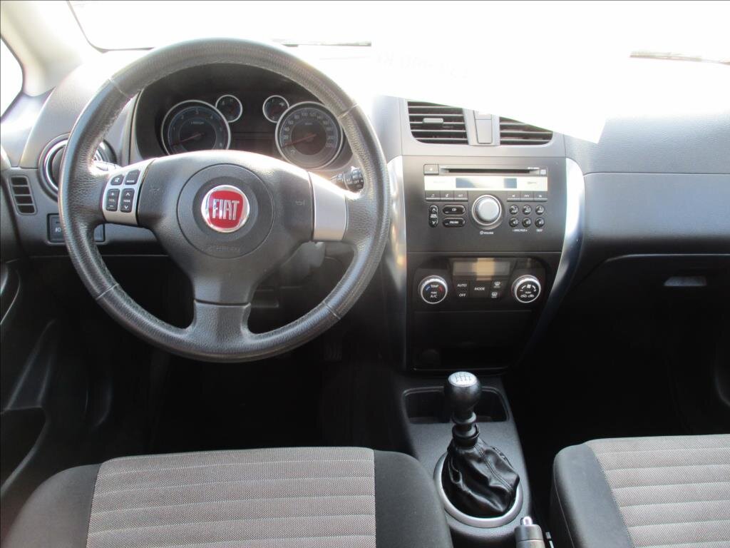 Fiat Sedici Hatchback 2,0 l 99 kw