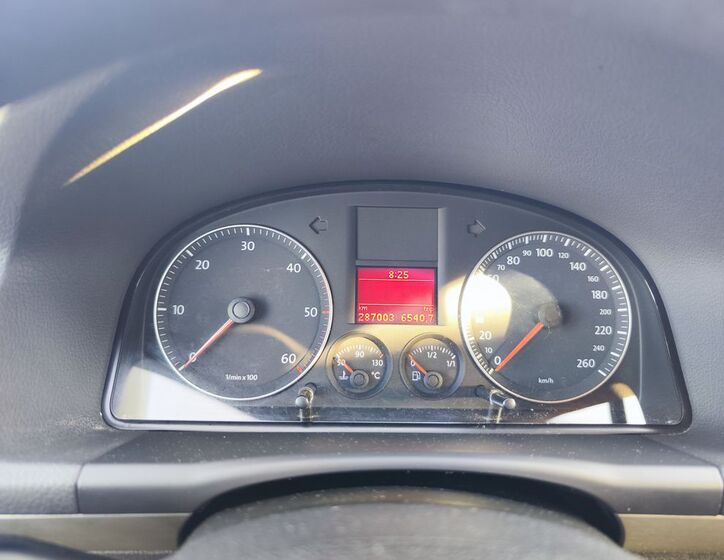 Volkswagen Touran 14