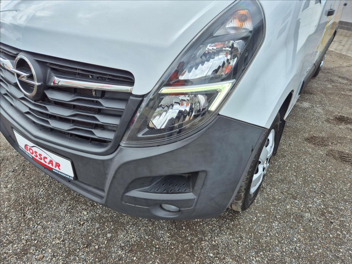 Opel Movano