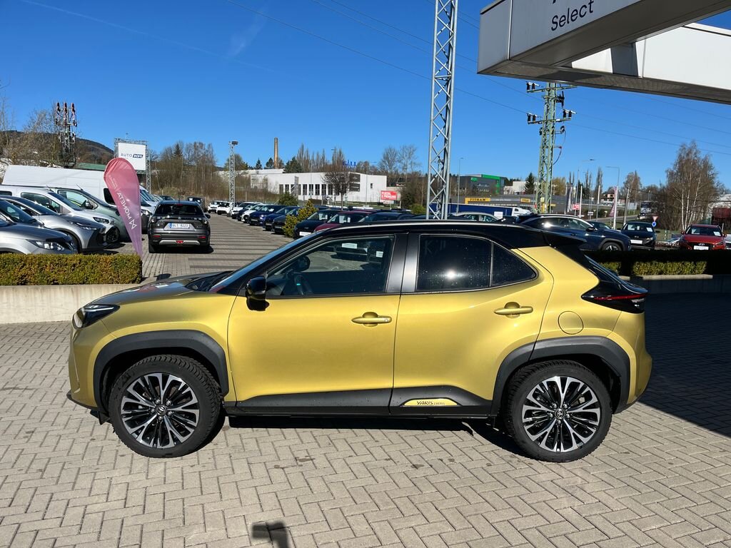 Toyota Yaris Cross SUV / Terénní 1,5 l 68 kw
