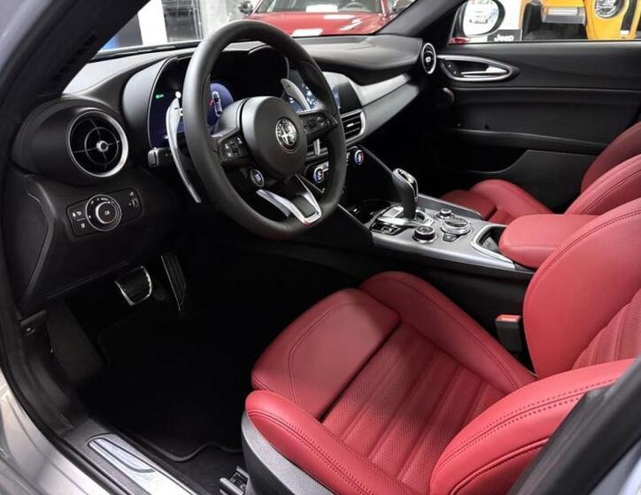Alfa Romeo Giulia 6