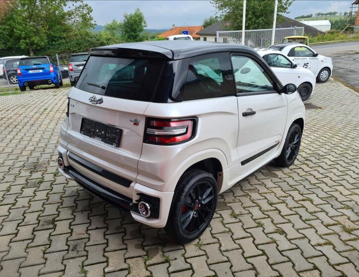 Ligier JS 60 SUV 478,0 6 kw