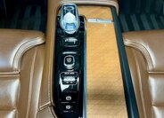 Volvo XC90 28