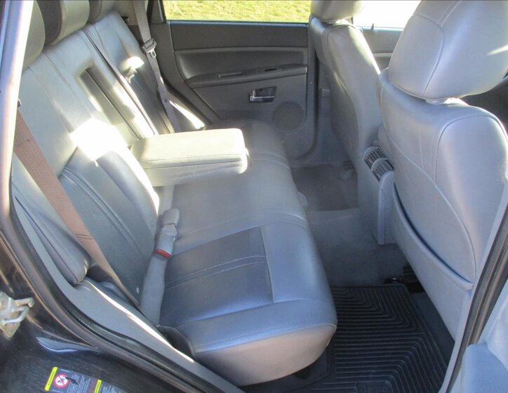 Jeep Grand Cherokee 10