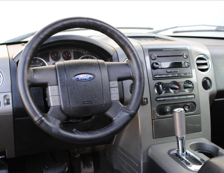 Ford F-150 Pick-up 5,4 l 220 kw