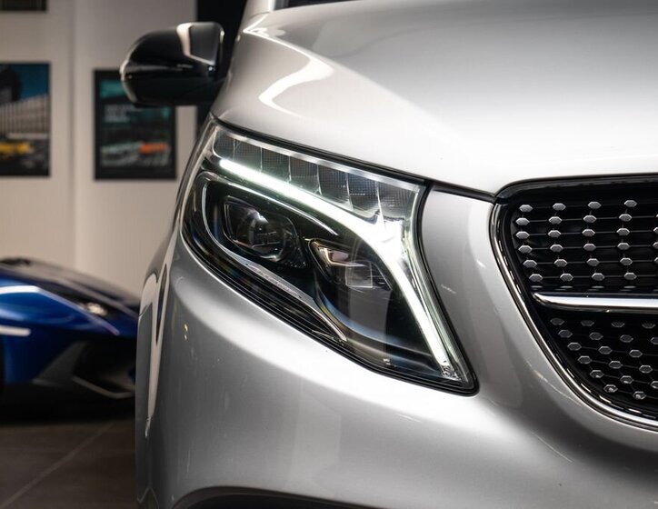 Mercedes-Benz Třídy V 29