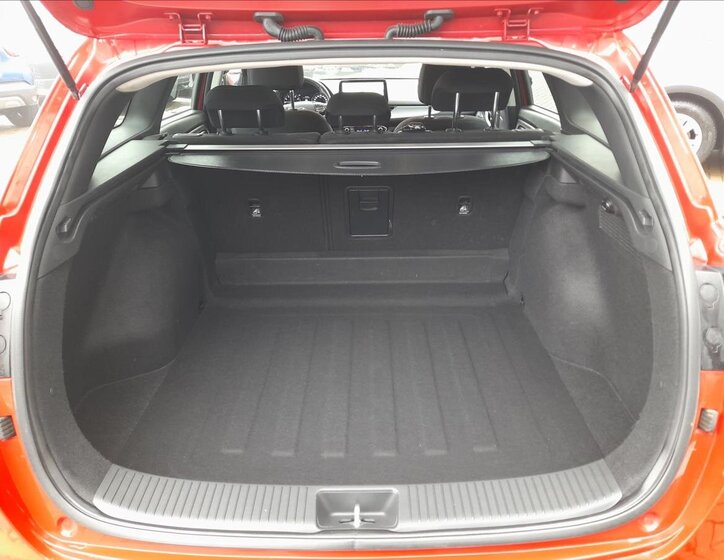 Hyundai i30 Kombi 998,0 88 kw