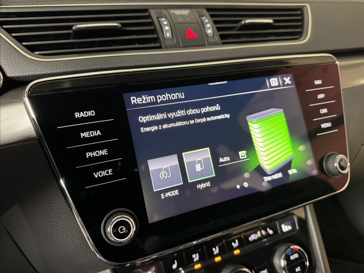 Škoda Superb Kombi 1,4 l 160 kw
