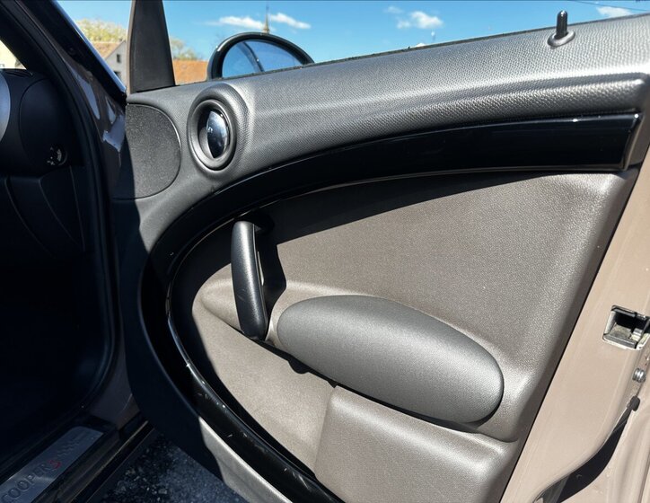 Mini Countryman Kombi 1,6 l 135 kw