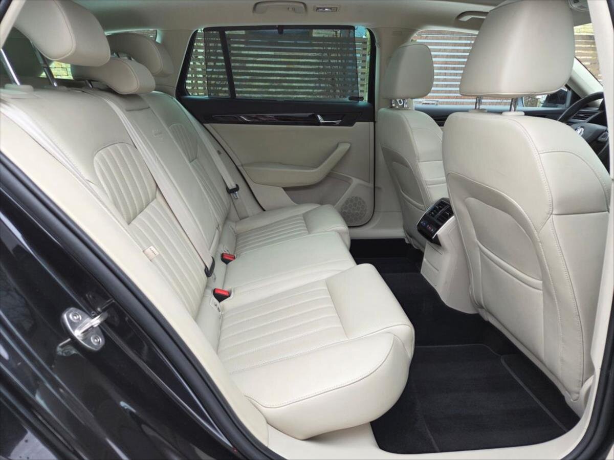 Škoda Superb Kombi 2,0 l 206 kw