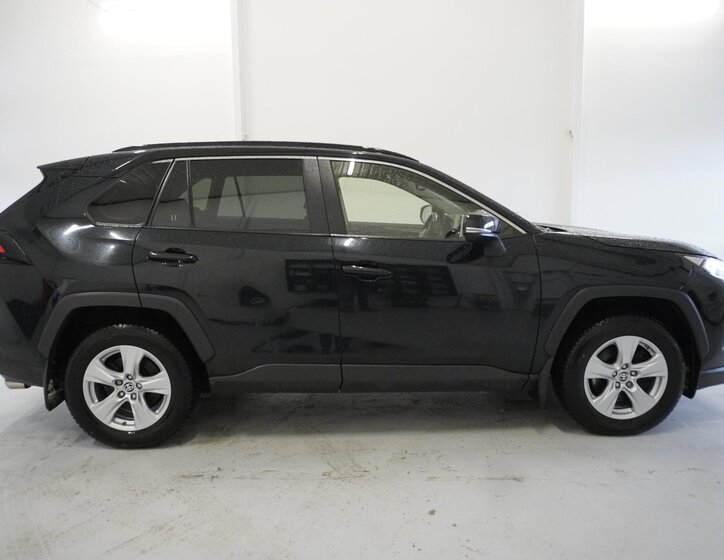 Toyota RAV4 Kombi 2,0 l 129 kw