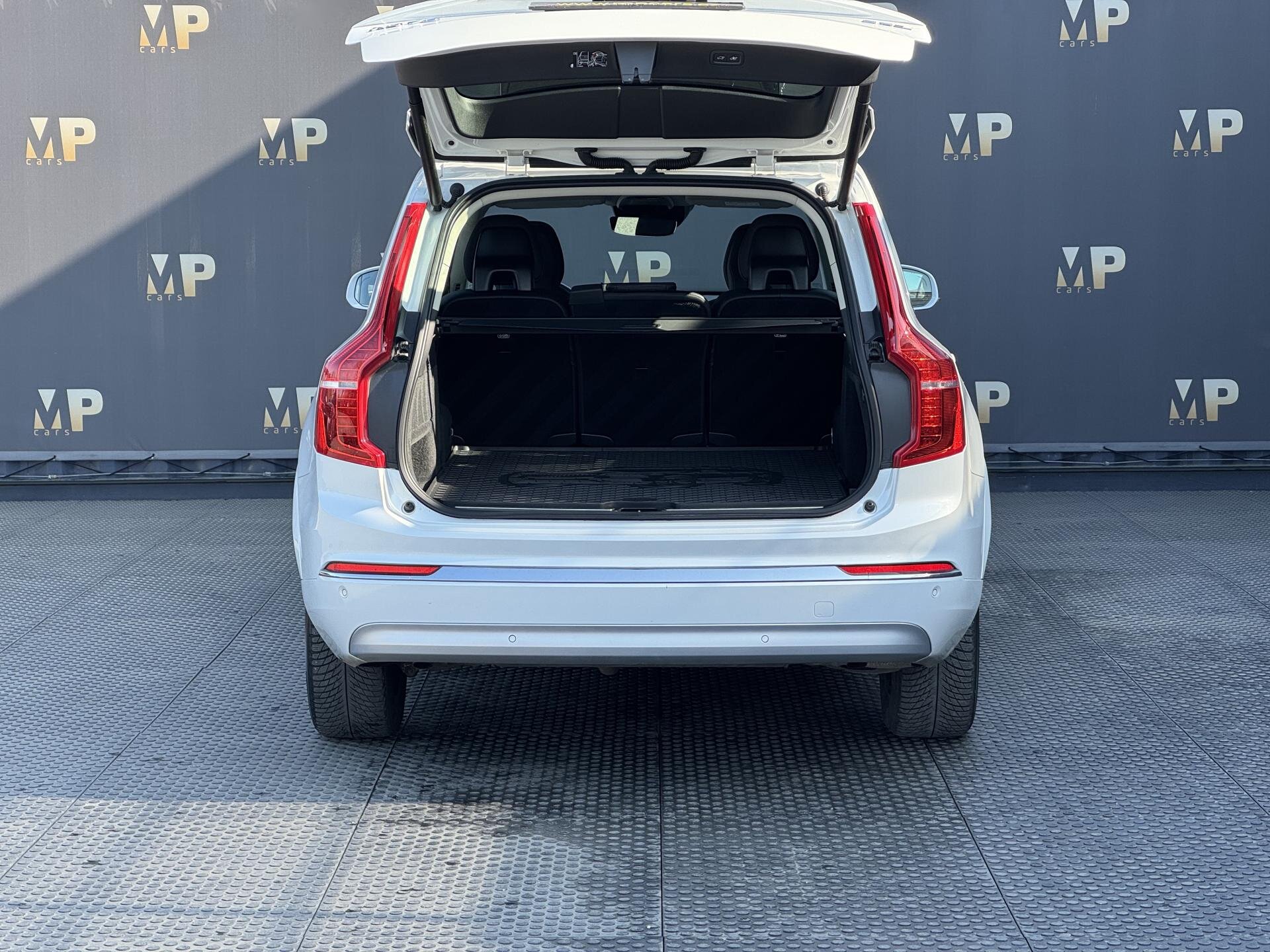Volvo XC90 SUV / Terénní 2,0 l 173 kw