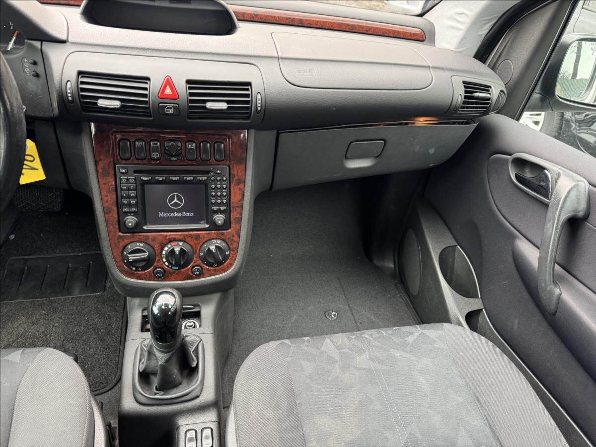 Mercedes-Benz Vaneo Kombi 1,6 l 75 kw