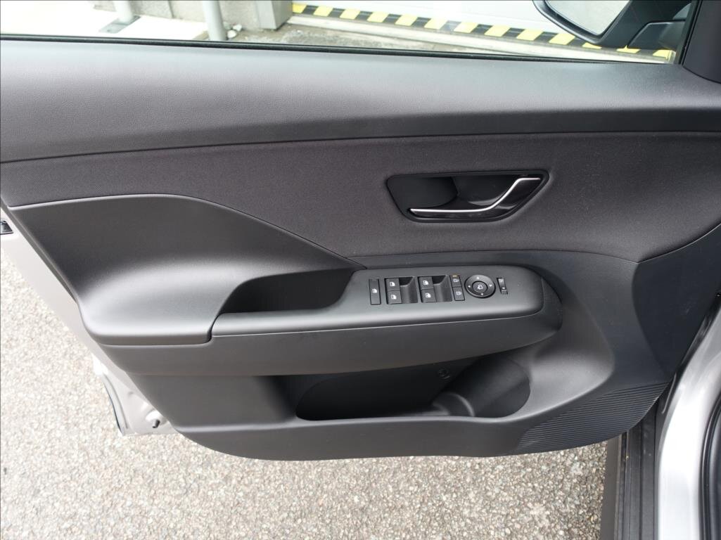 Hyundai Kona SUV / Terénní 1,6 l 132 kw