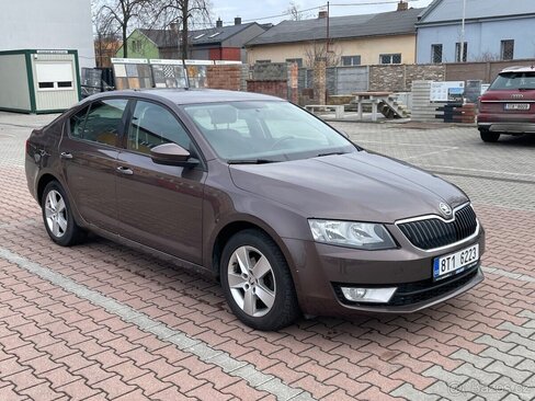 Škoda Octavia Sedan 0,0 77 kw