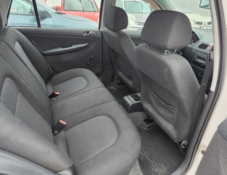 Škoda Fabia Skříň 1,4 l 59 kw