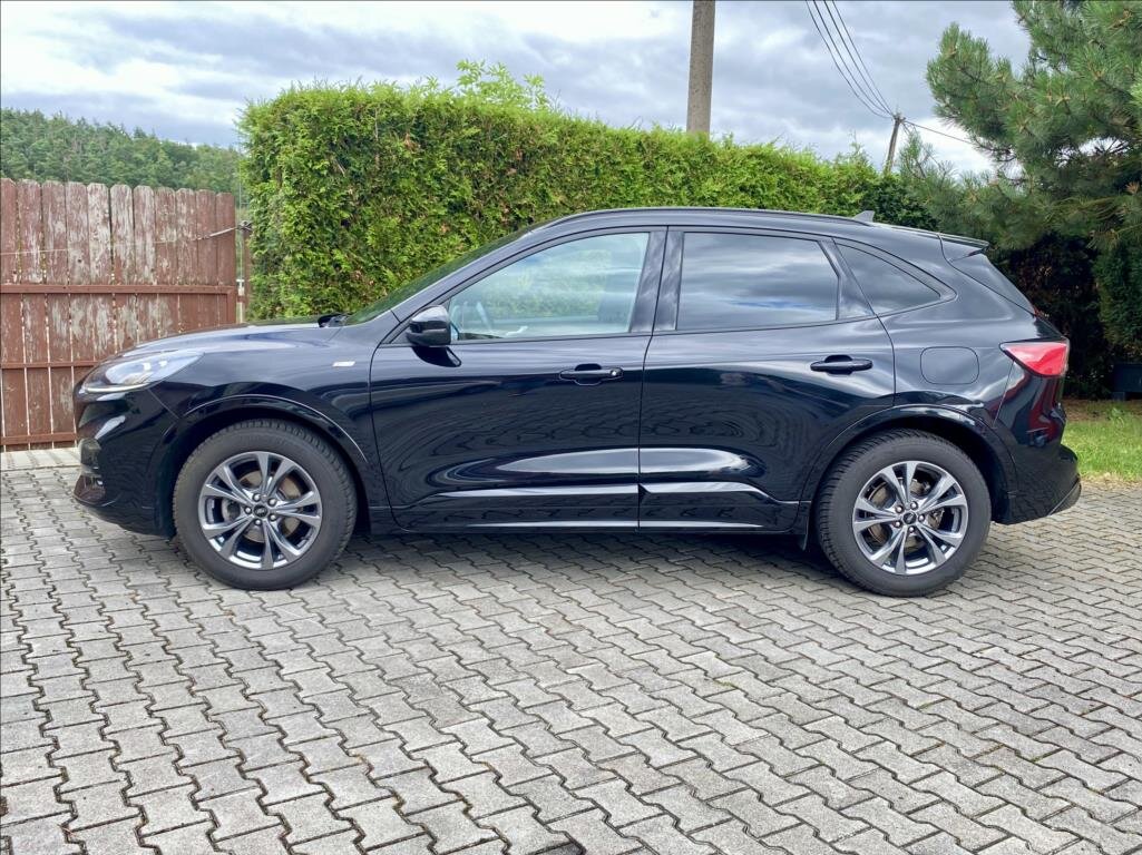 Ford Kuga SUV / Terénní 2,0 l 110 kw