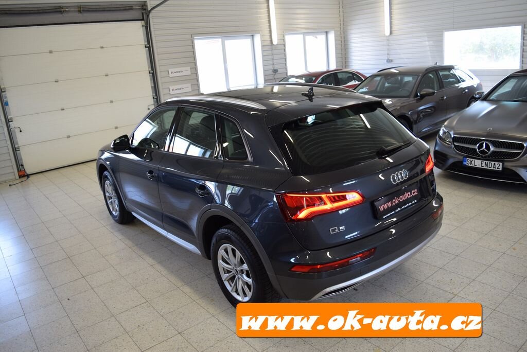Audi Q5 SUV 2,0 l 0