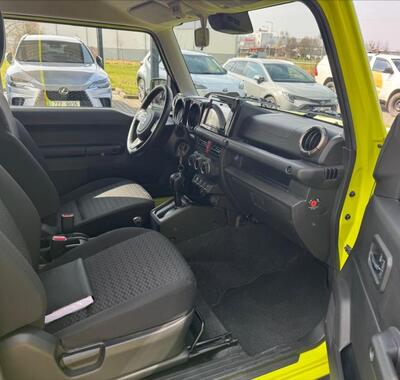 Suzuki Jimny 13